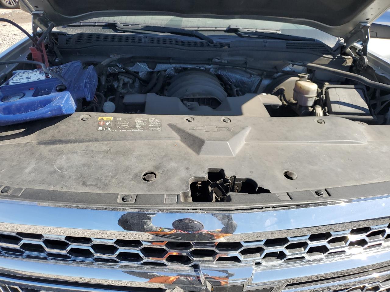 2015 Chevrolet Silverado - Image 11