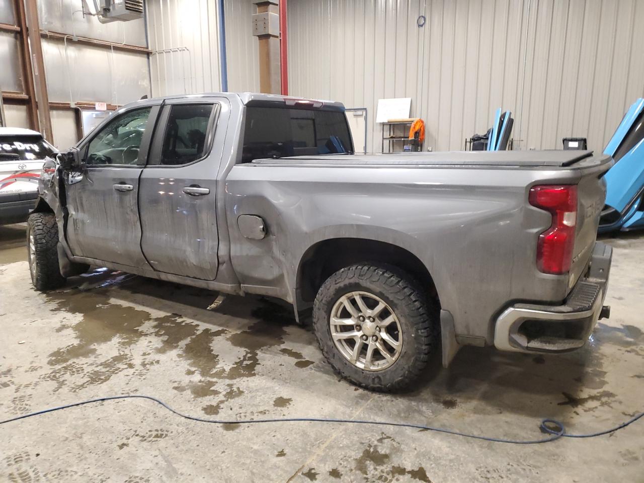 2020 Chevrolet Silverado - Image 2