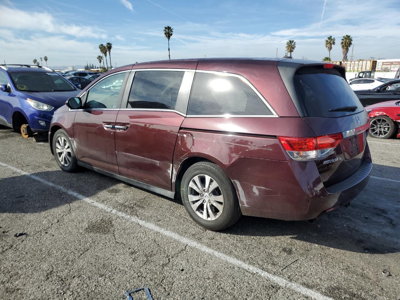 2014 Honda Odyssey - Image 2