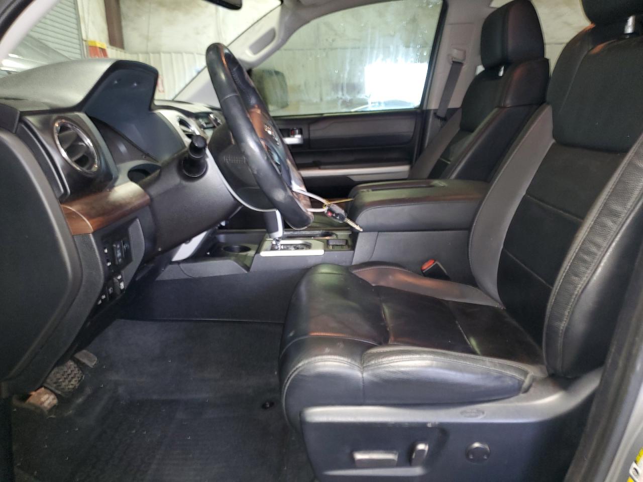2018 Toyota Tundra - Image 7