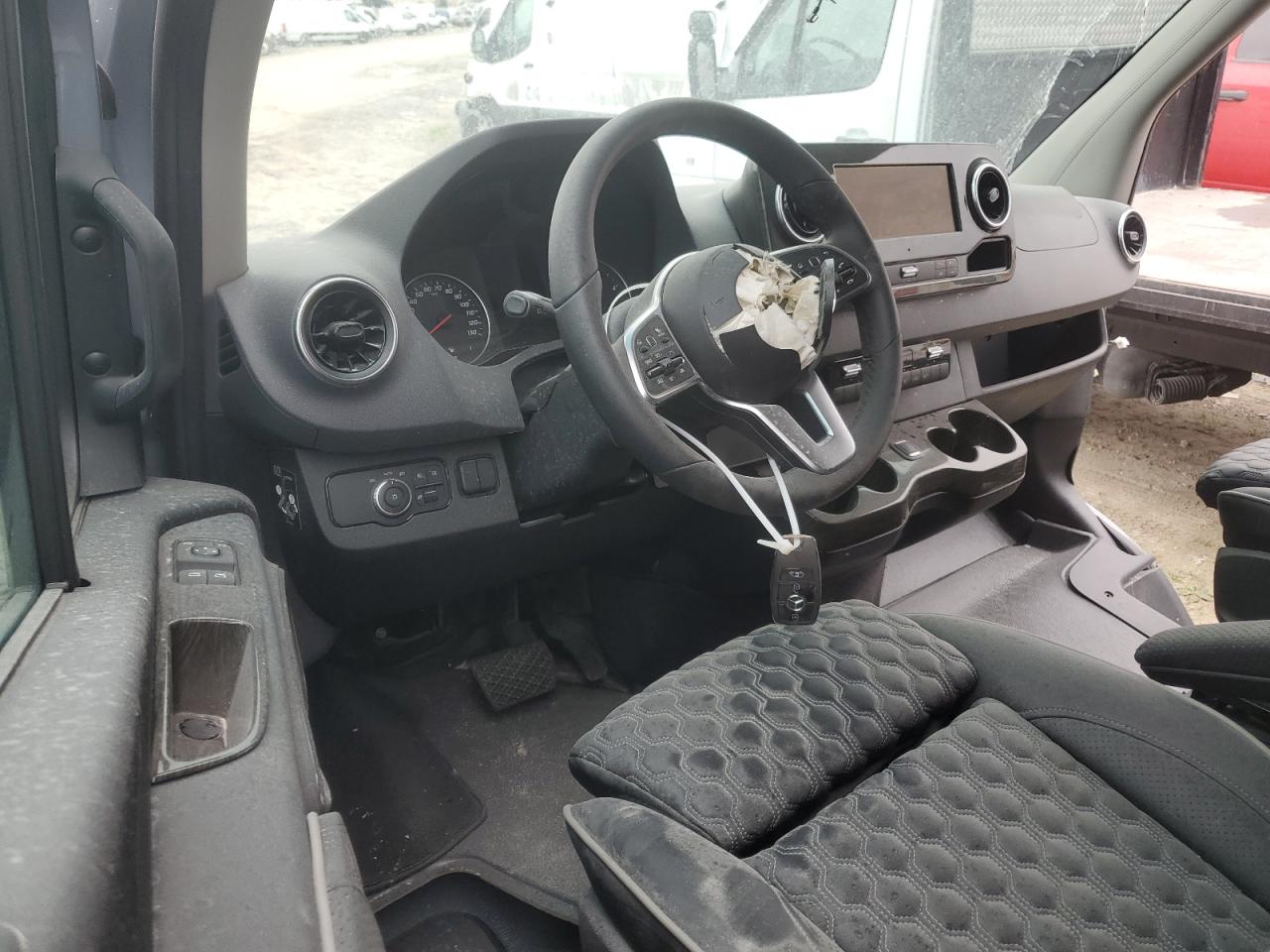 2024 Mercedes-Benz Sprinter - Image 8