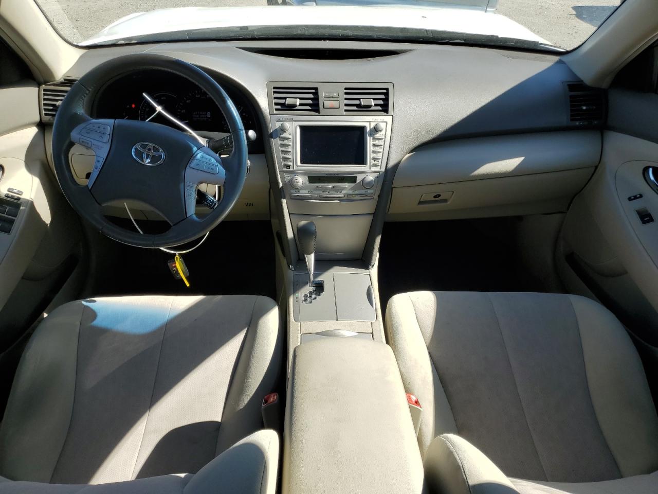 2011 Toyota Camry - Image 8