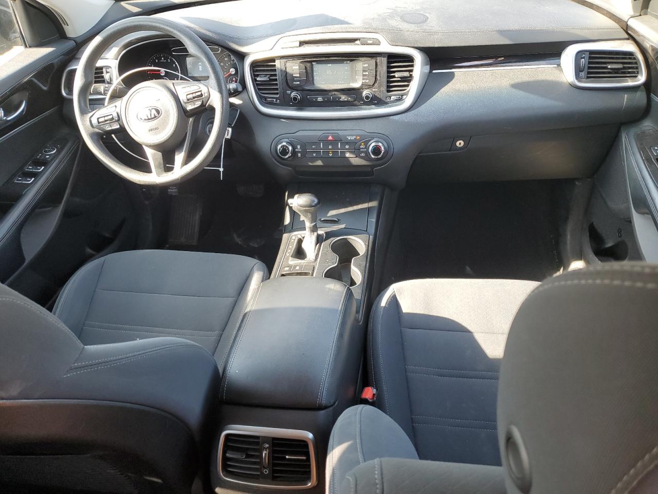 2018 Kia Sorento - Image 8