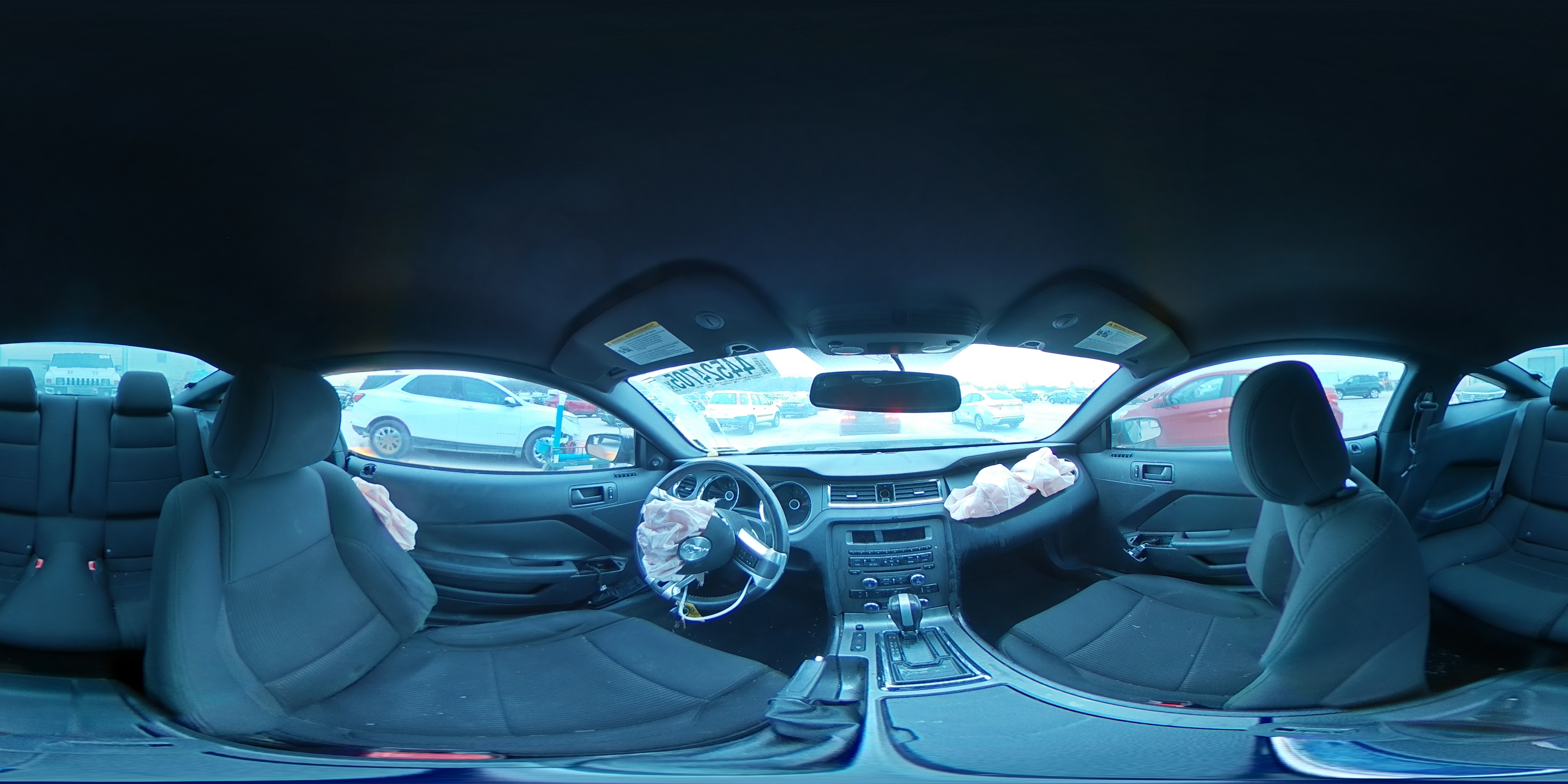 2014 Ford Mustang - Image 12