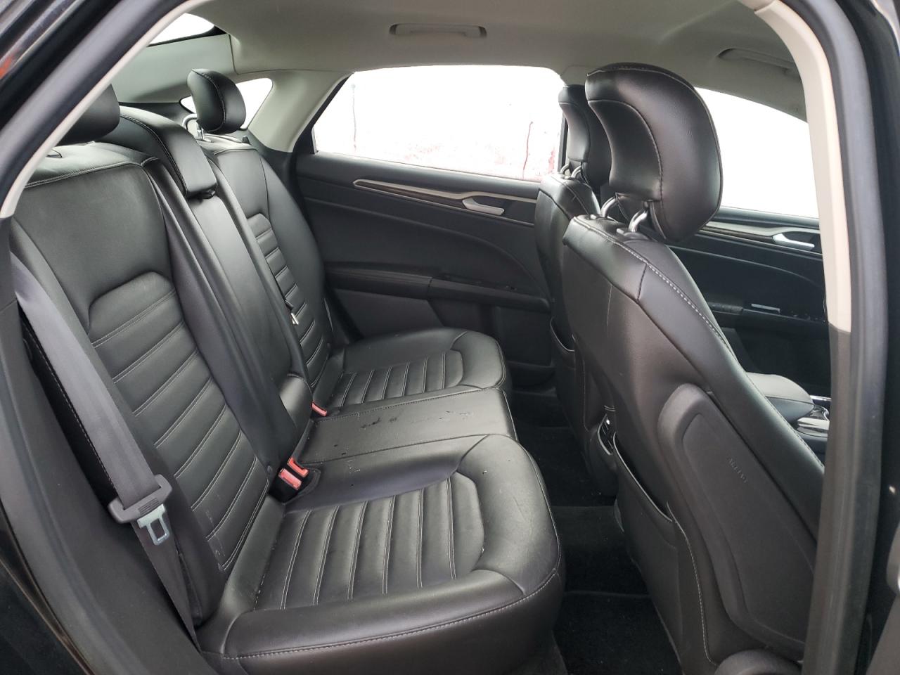 2015 Ford Fusion - Image 10