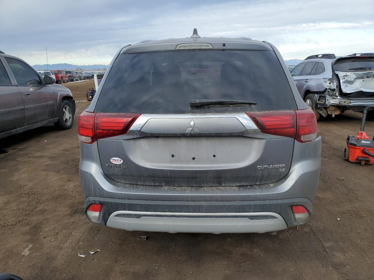 2019 Mitsubishi Outlander - Image 6