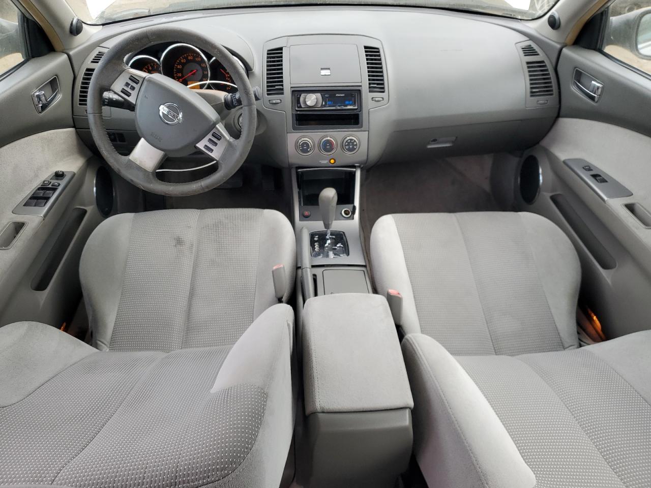 2005 Nissan Altima - Image 8