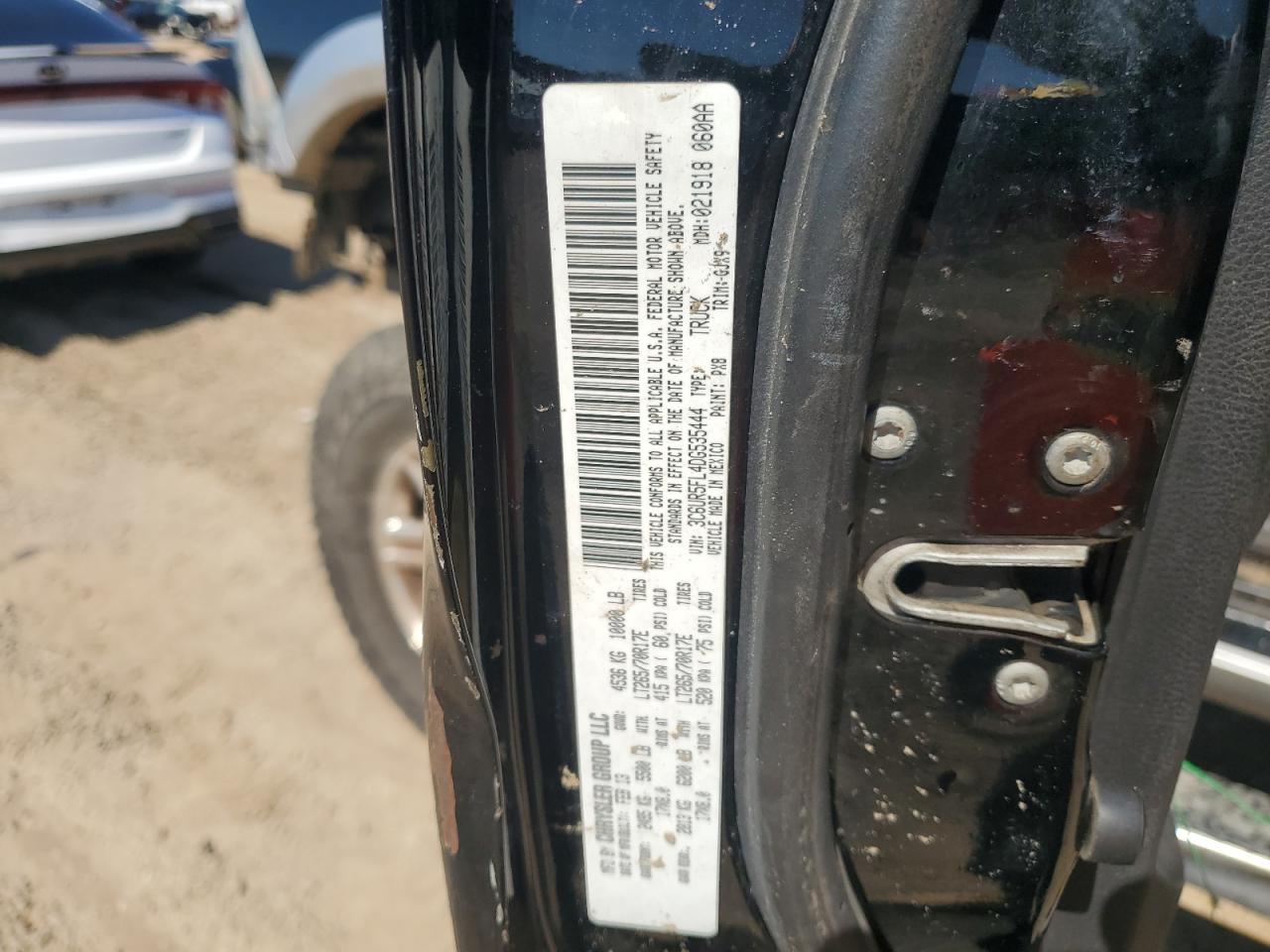 2013 RAM 2500 - Image 12