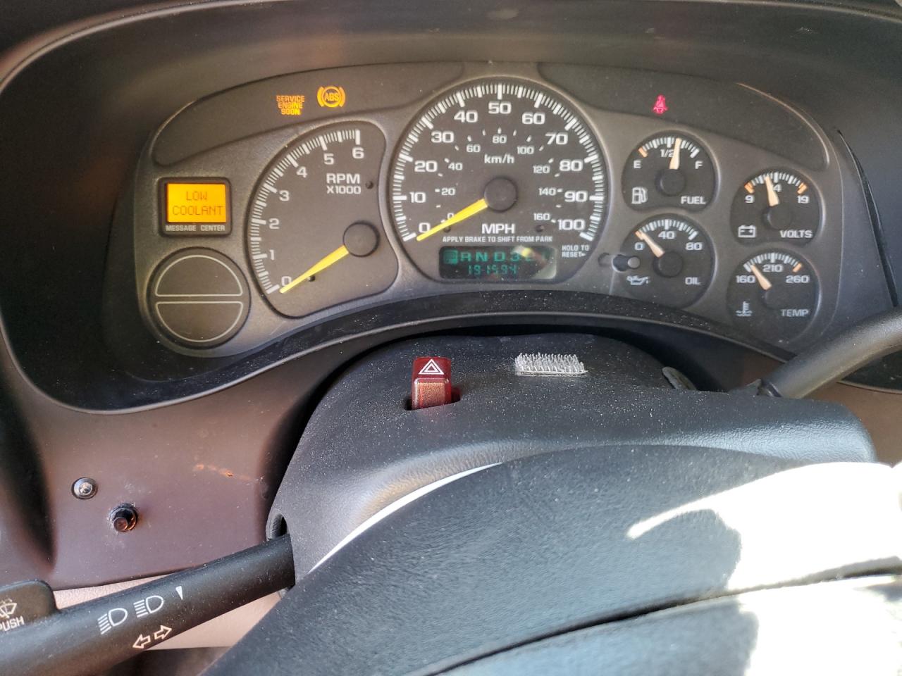 2001 Chevrolet Silverado - Image 9
