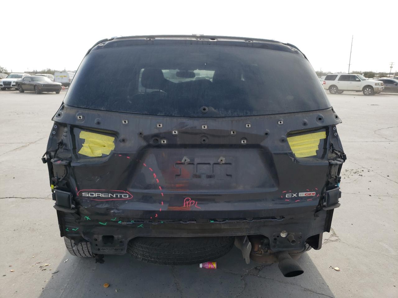 2016 Kia Sorento - Image 6