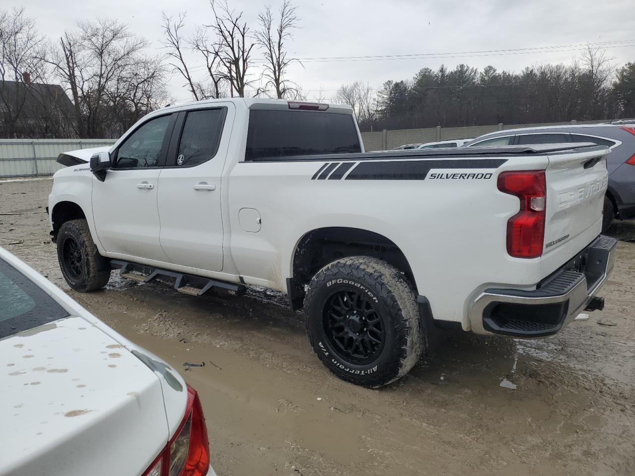 2020 Chevrolet Silverado - Image 2