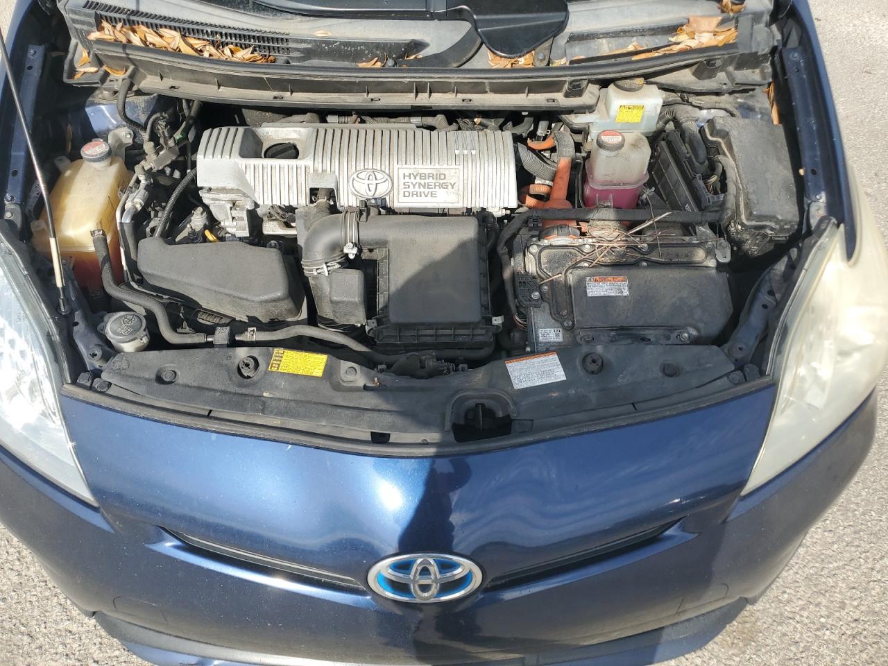 2015 Toyota Prius - Image 11