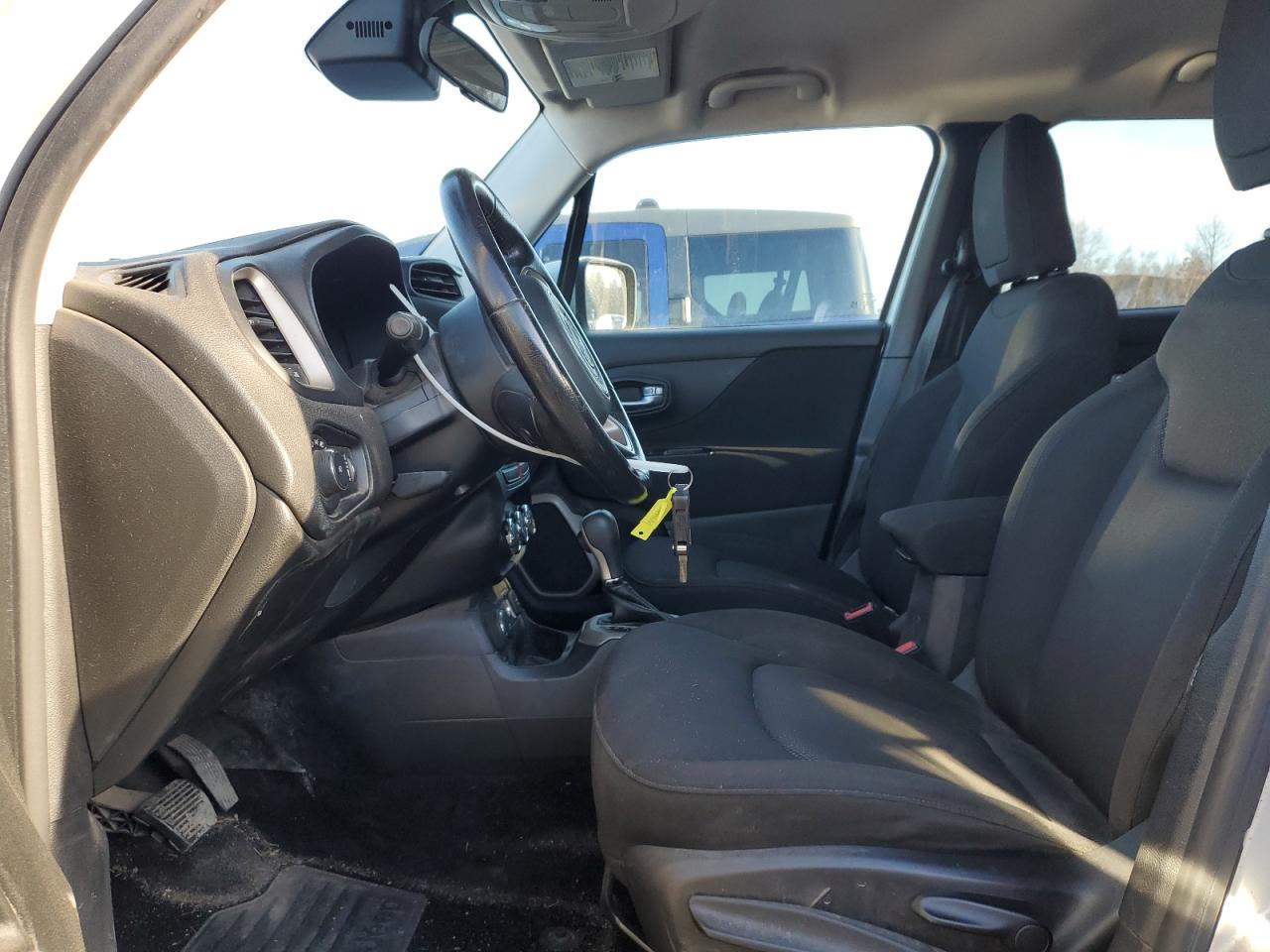 2015 Jeep Renegade - Image 7