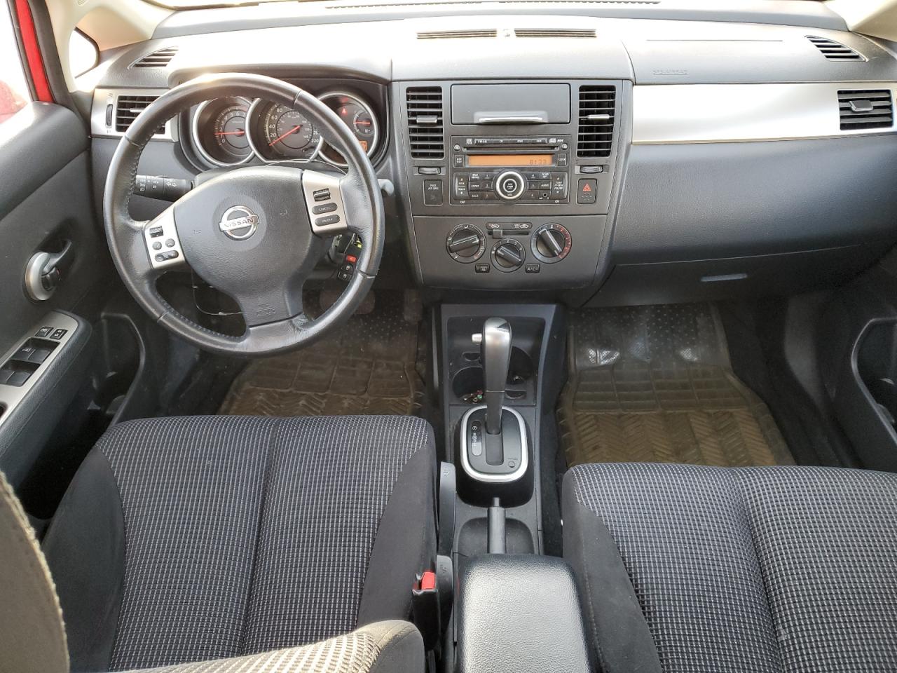 2010 Nissan Versa - Image 8