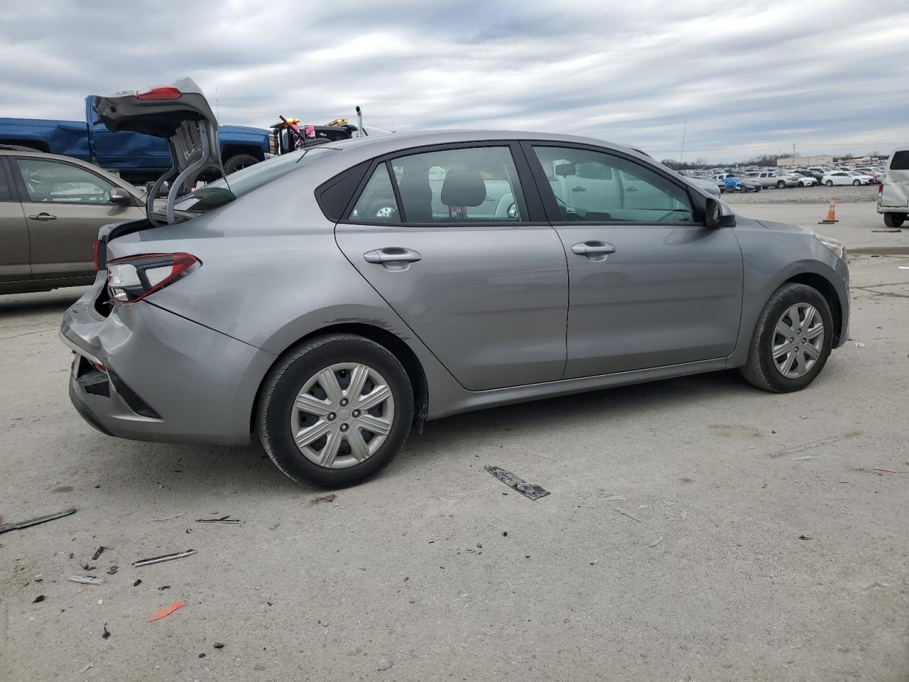 2021 Kia Rio - Image 3