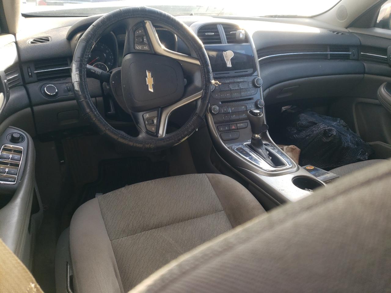 2013 Chevrolet Malibu - Image 8