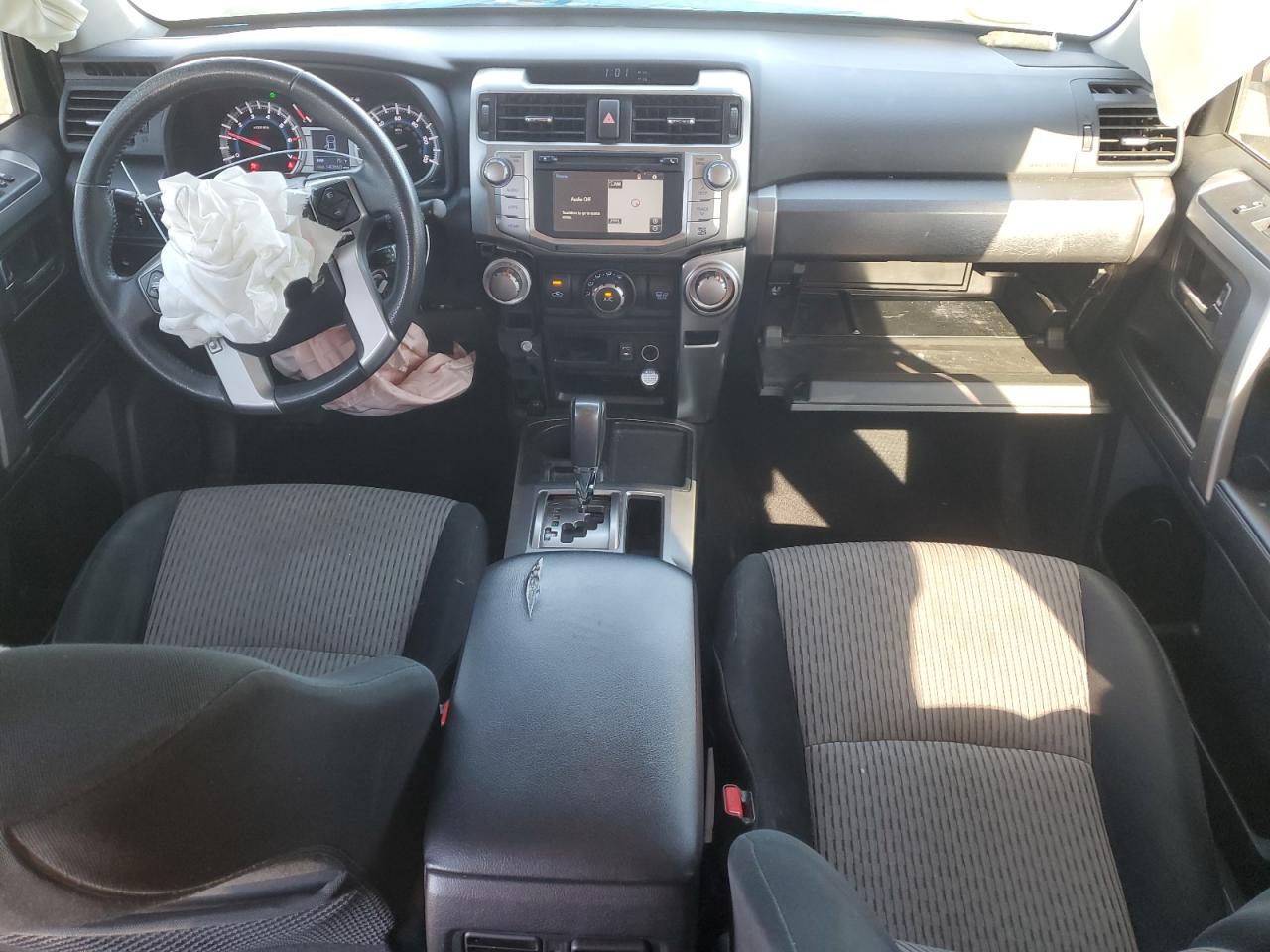 2015 Toyota 4Runner - Image 8