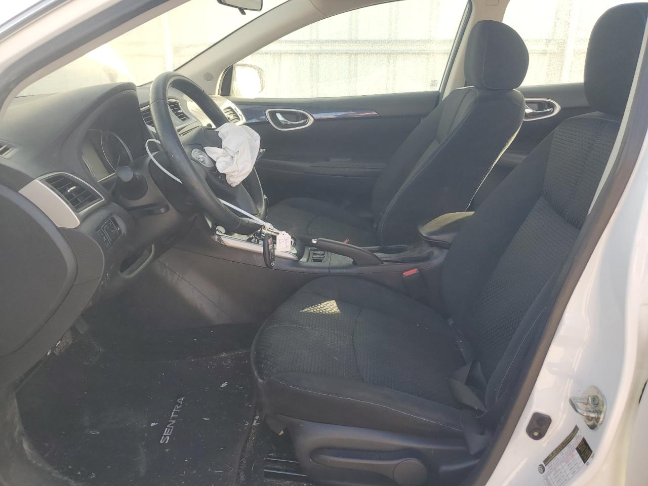 2019 Nissan Sentra - Image 7