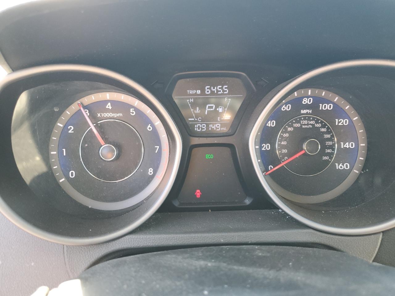 2015 Hyundai Elantra - Image 9
