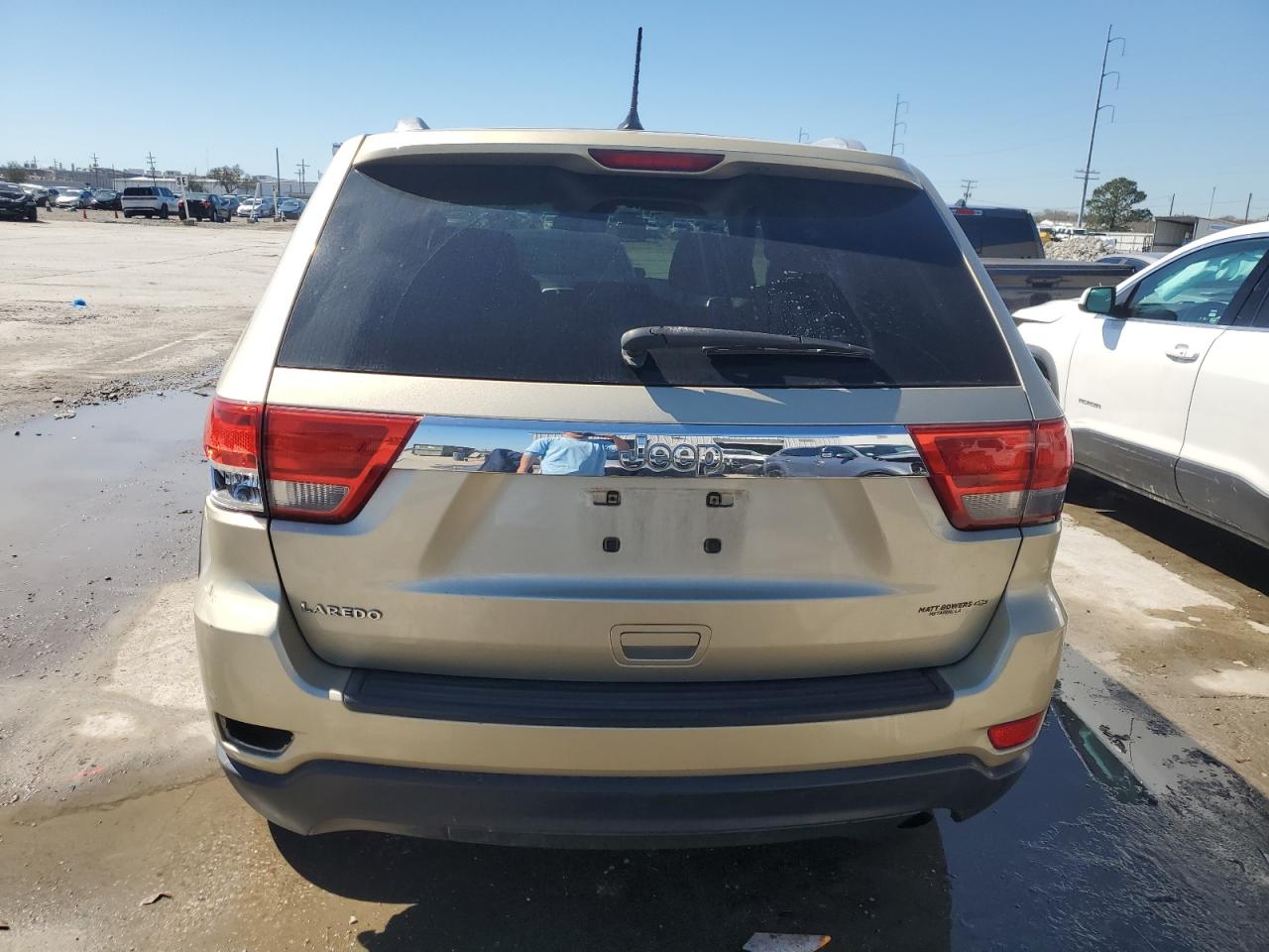 2011 Jeep Grand Cherokee - Image 6