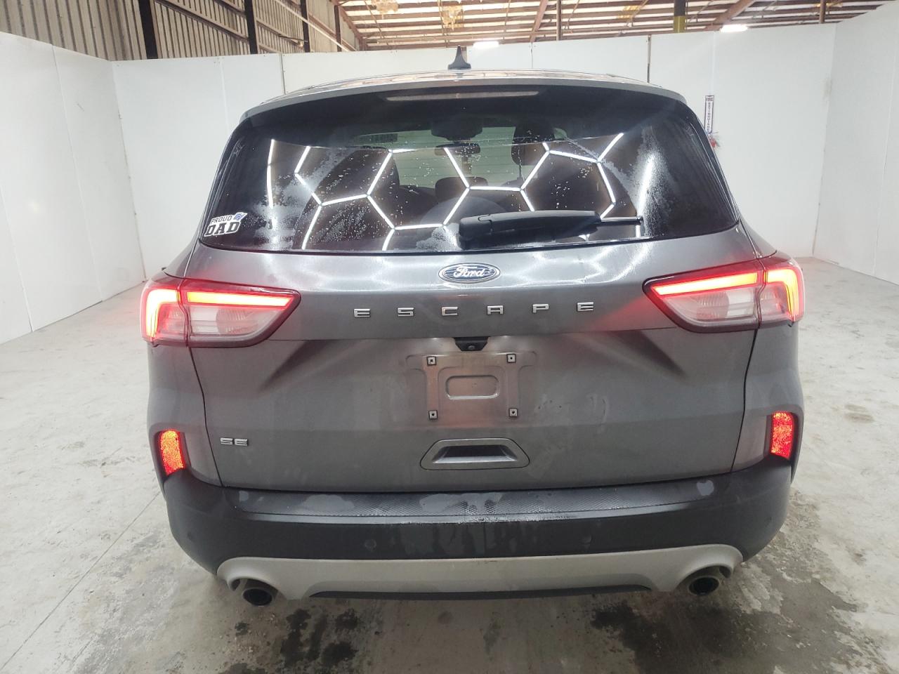 2022 Ford Escape - Image 6