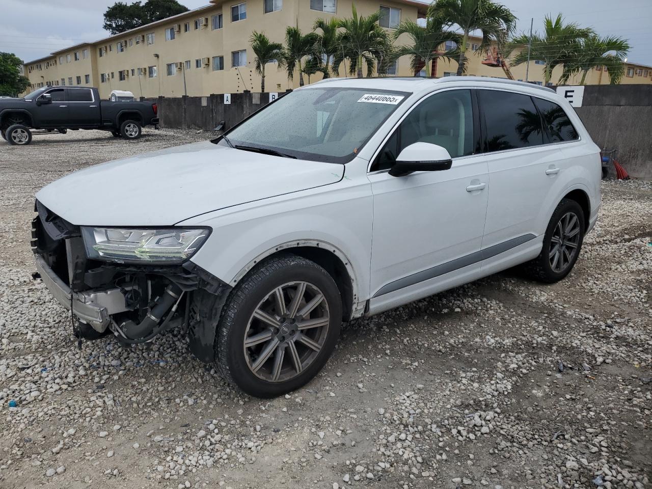 2017 Audi Q7 - Image 1