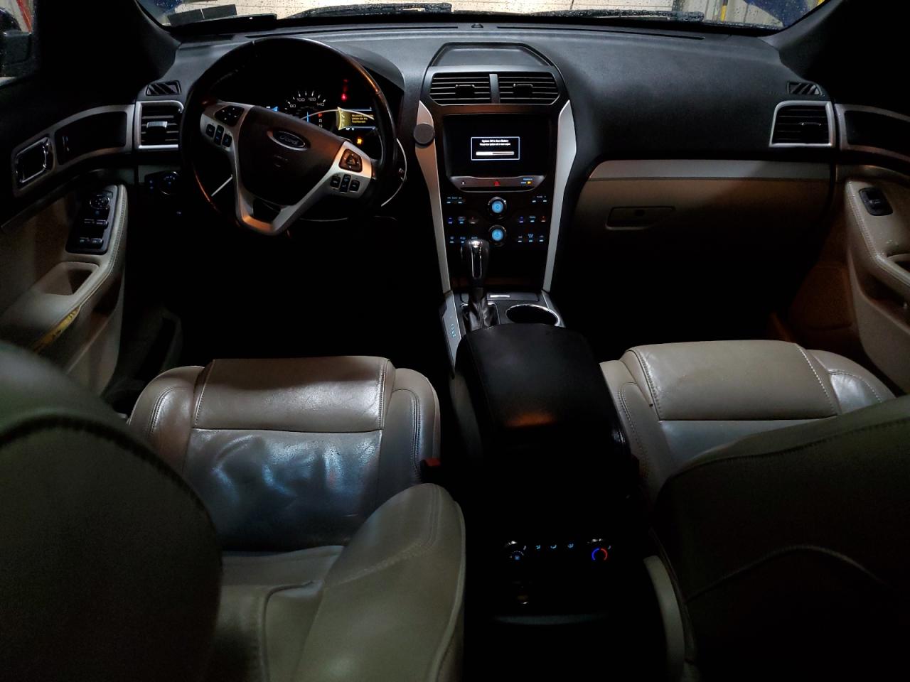 2012 Ford Explorer - Image 8