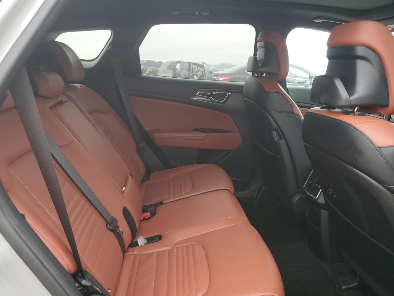 2023 Kia Sportage - Image 11