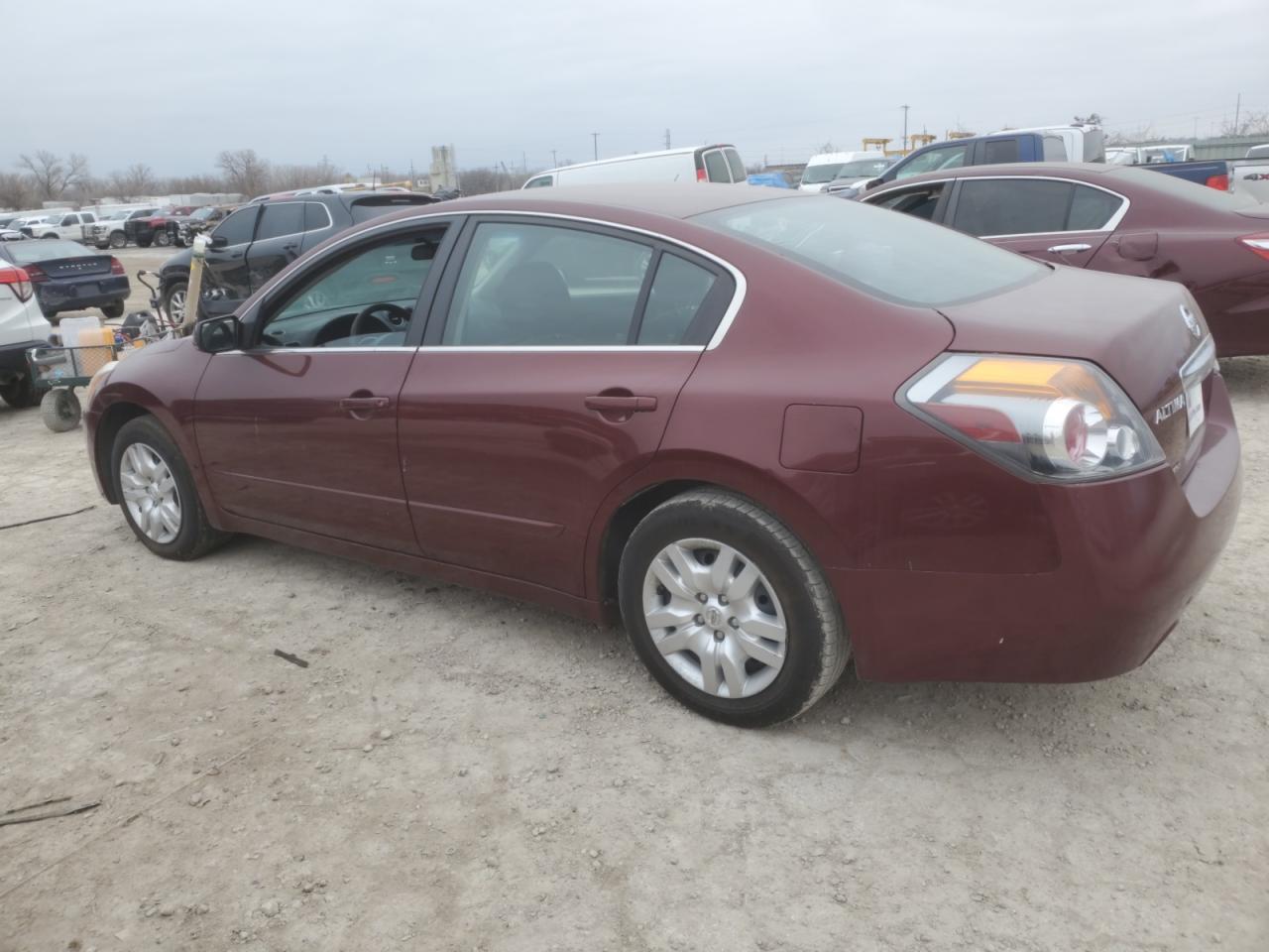 2012 Nissan Altima - Image 2