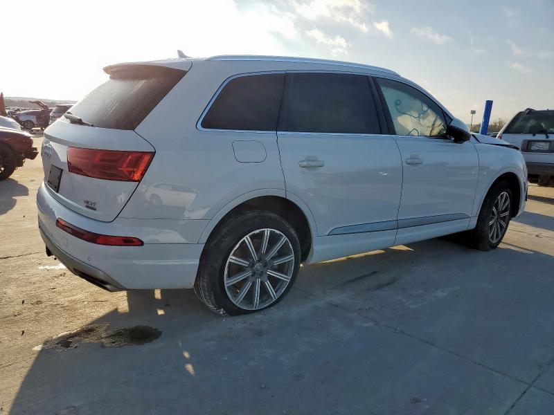  AUDI Q7 2018 Белый