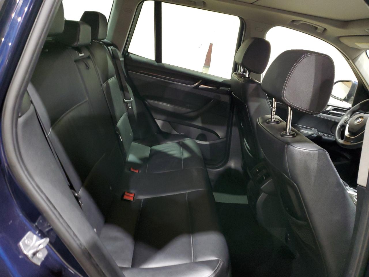 2017 BMW X3 - Image 11