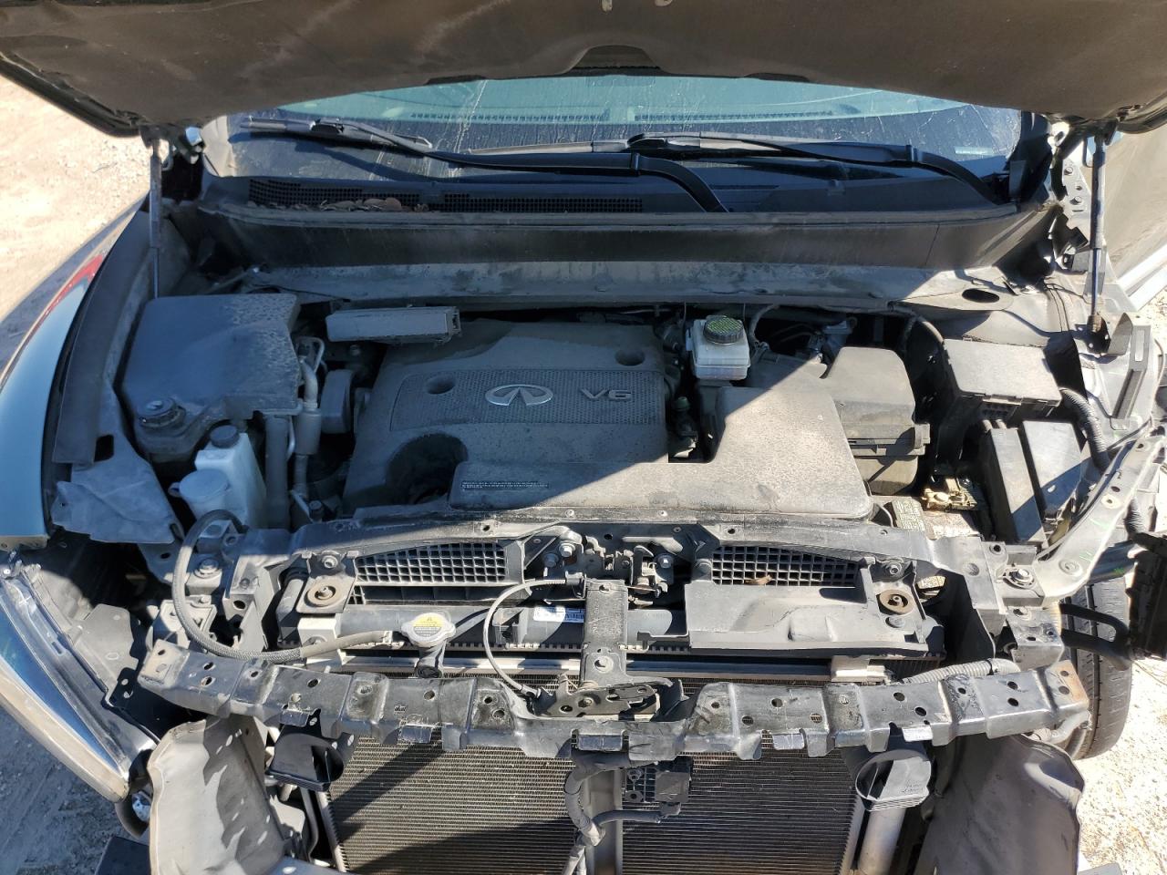 2016 Infiniti QX60 - Image 12