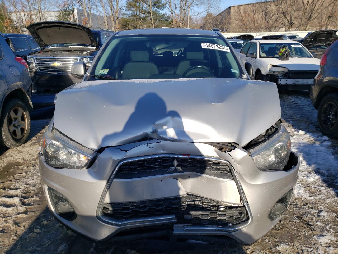 2014 Mitsubishi Outlander - Image 5