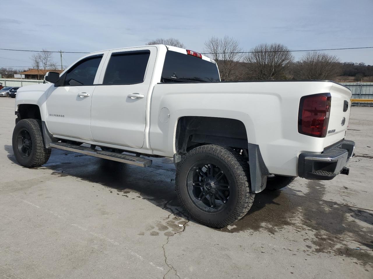 2014 Chevrolet Silverado - Image 2