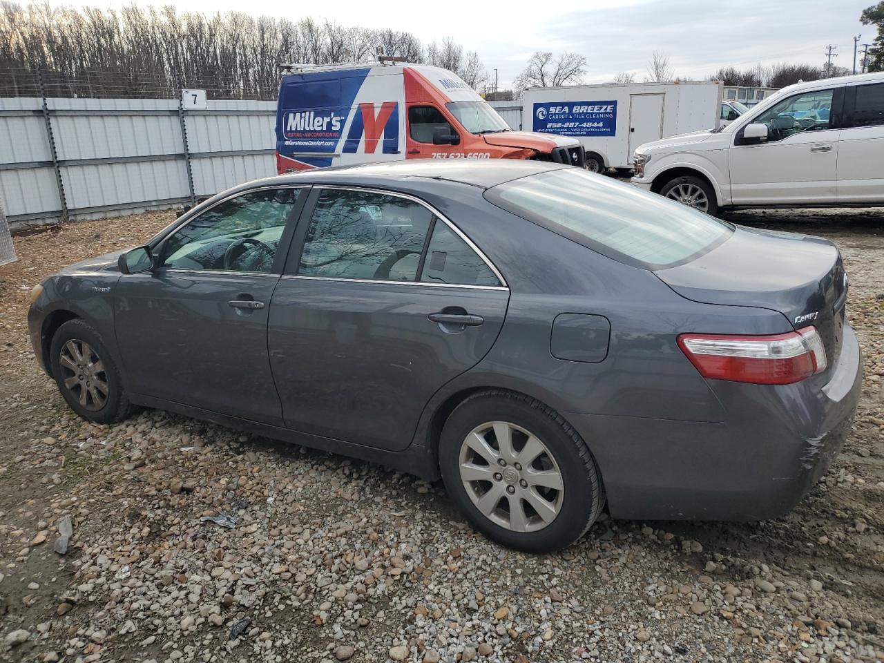 2009 Toyota Camry - Image 2