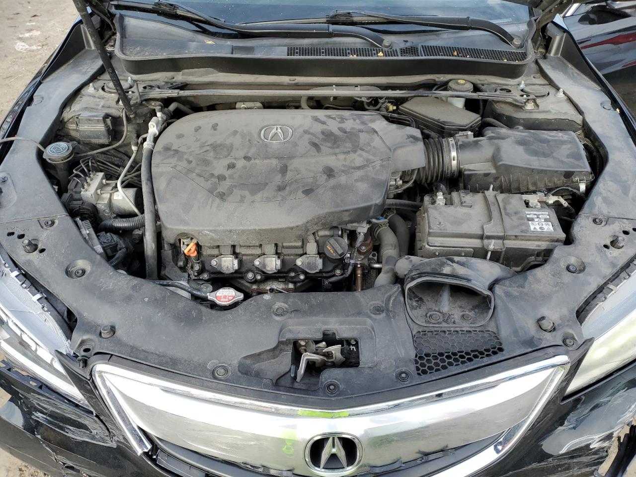 2015 Acura TLX - Image 11