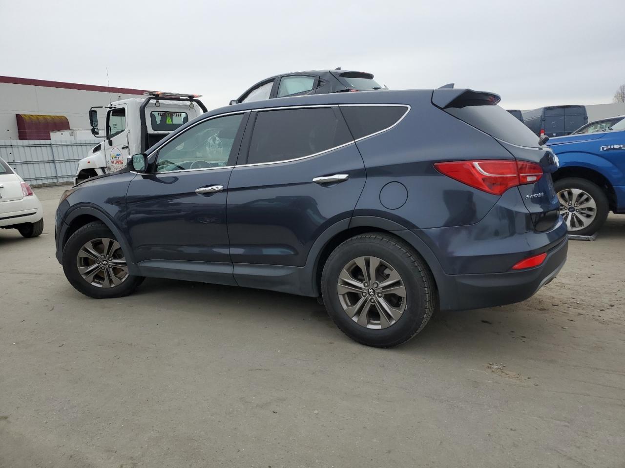 2013 Hyundai Santa Fe - Image 2