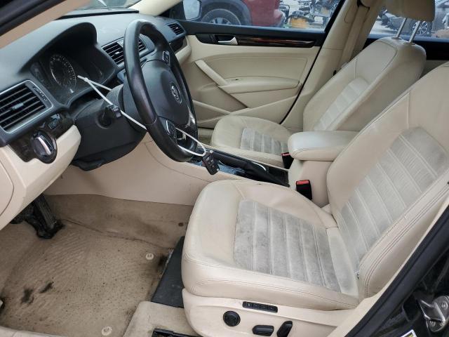  VOLKSWAGEN PASSAT 2014 Чорний
