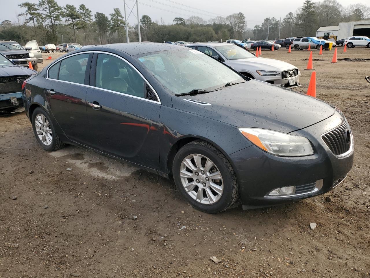 2013 Buick Regal - Image 4