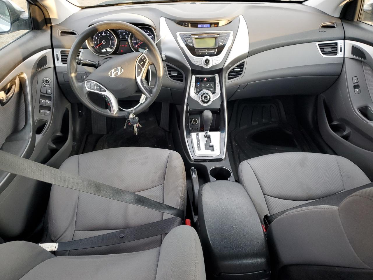 2011 Hyundai Elantra - Image 8