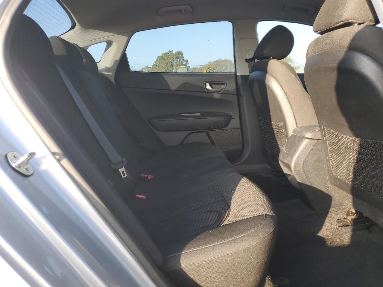 2019 Kia Optima - Image 11