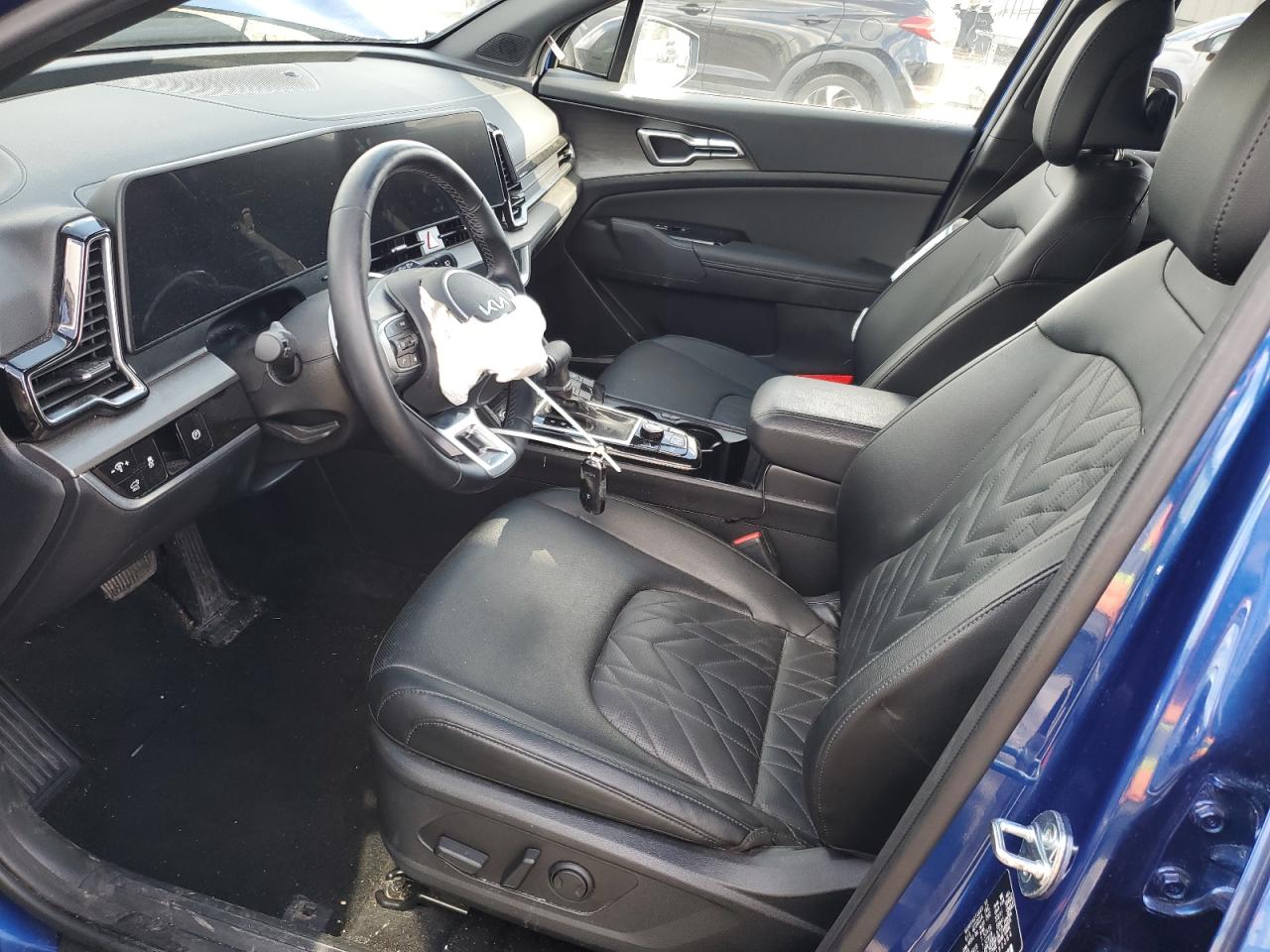 2024 Kia Sportage - Image 7