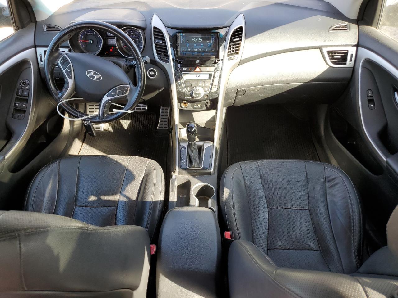 2014 Hyundai Elantra - Image 8