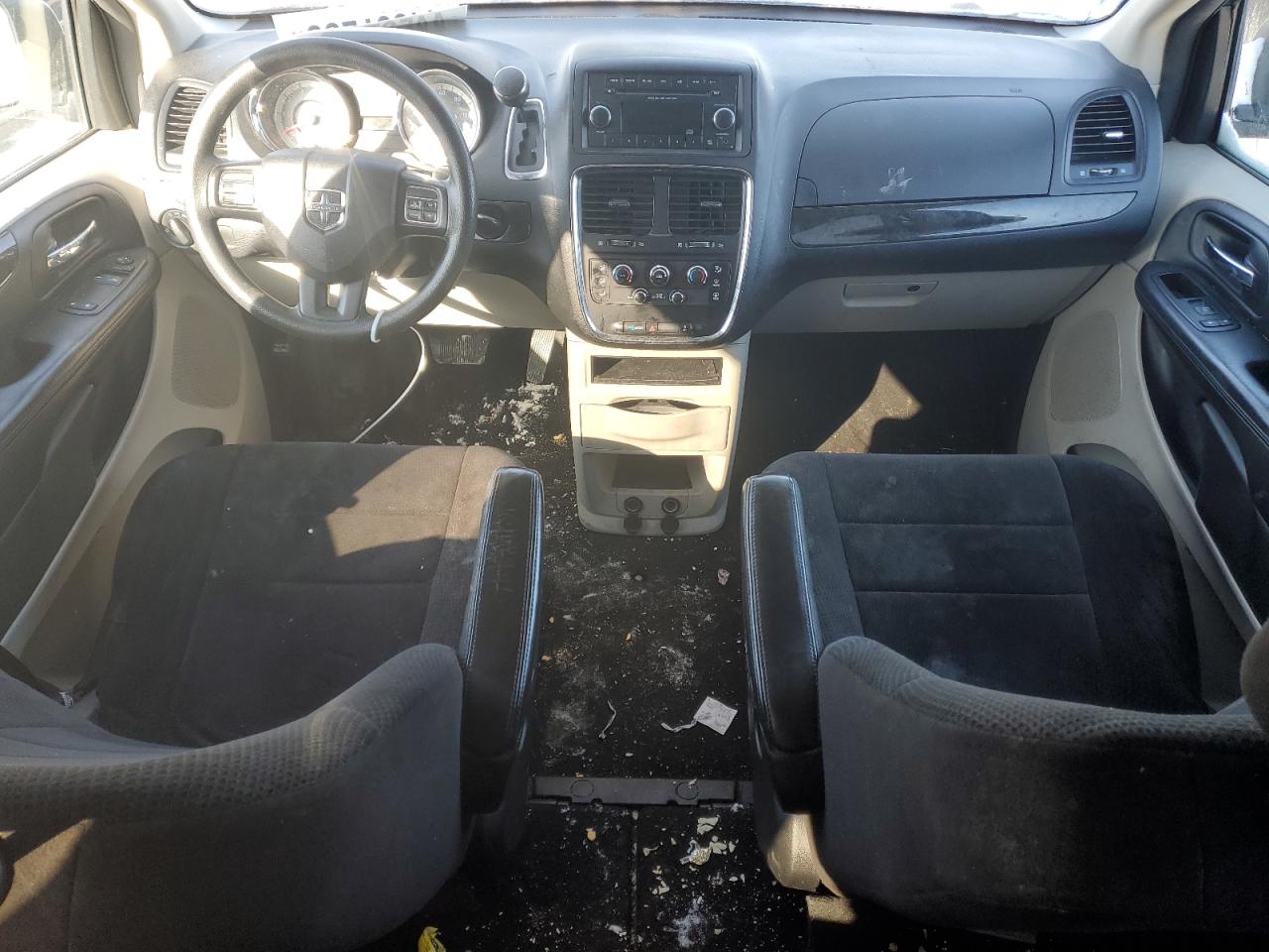 2013 Dodge Caravan - Image 8