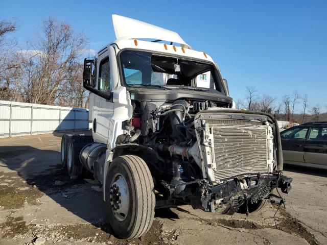 2024 Freightliner Cascadia 126 