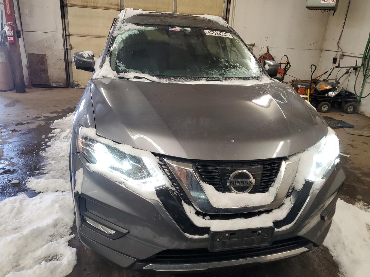 2017 Nissan Rogue - Image 5