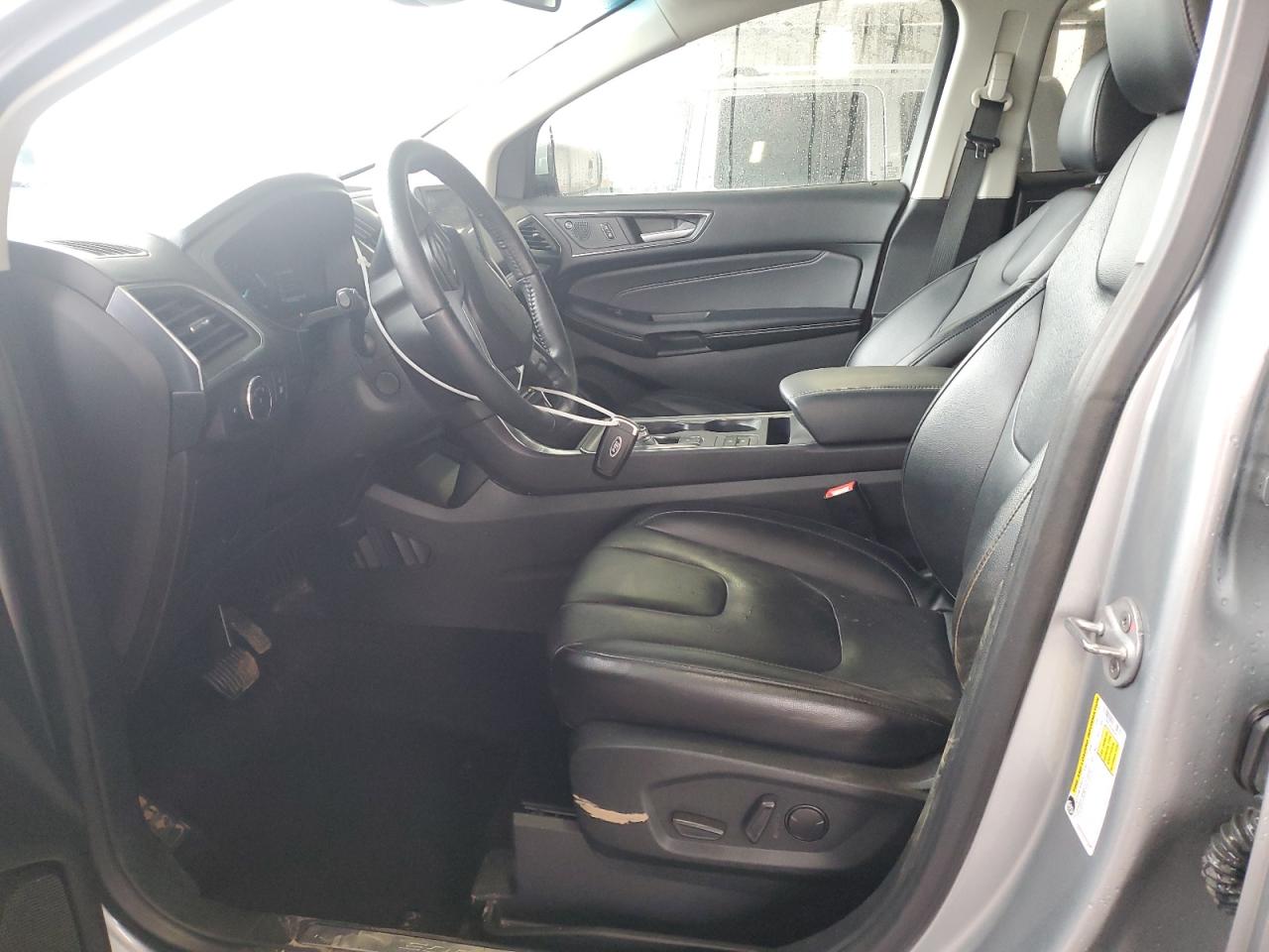 2022 Ford Edge - Image 7