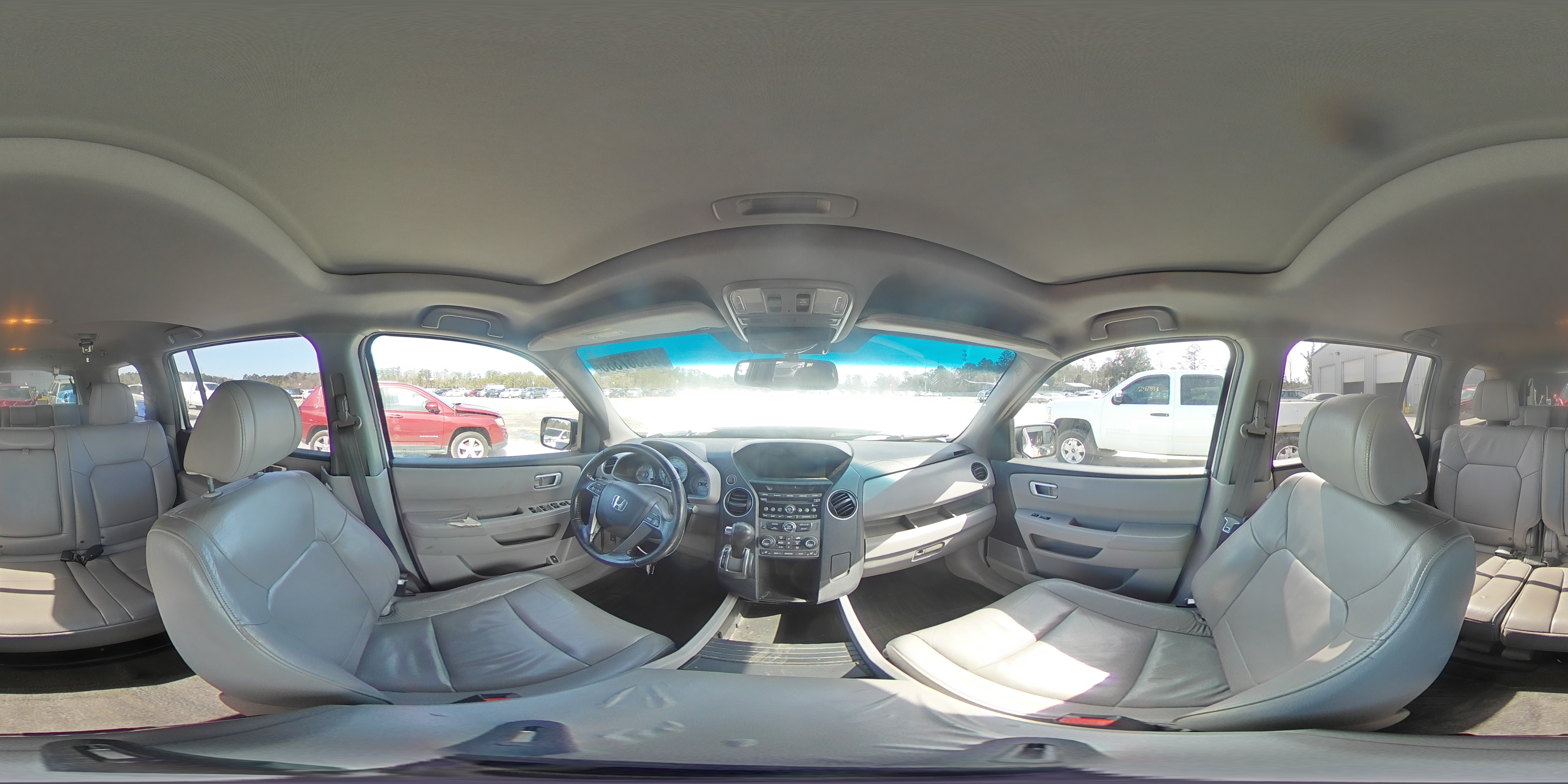 2012 Honda Pilot - Image 15