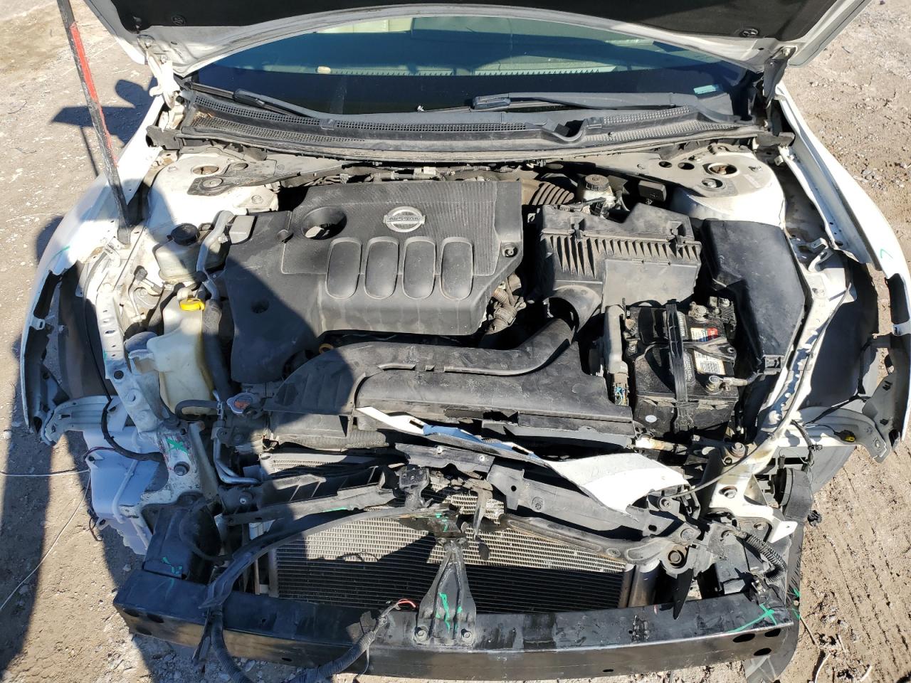 2012 Nissan Altima - Image 11