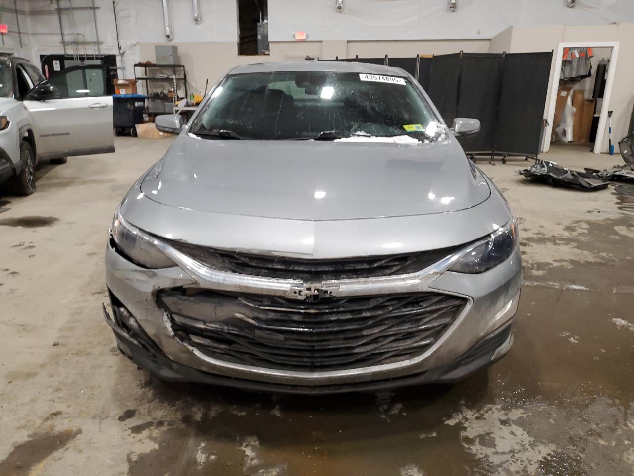 2023 Chevrolet Malibu - Image 5